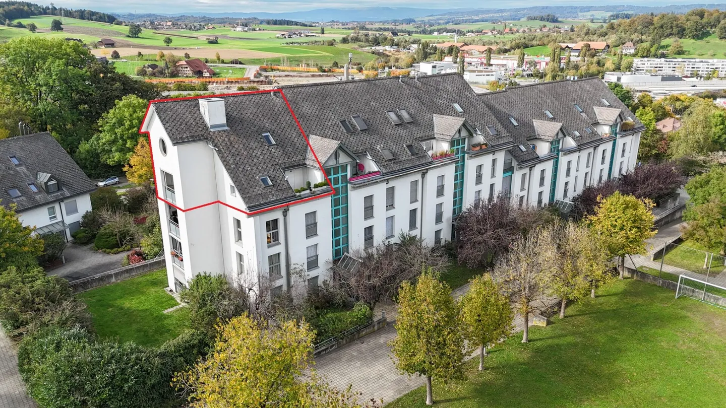 Centrale e tranquilla: Luminoso appartamento duplex di 3,5 locali con giardino d'inverno e balcone - Foto 19 di 21