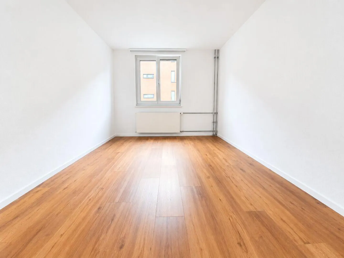 Beautiful apartment in well-kept property - Photo 5 of 10