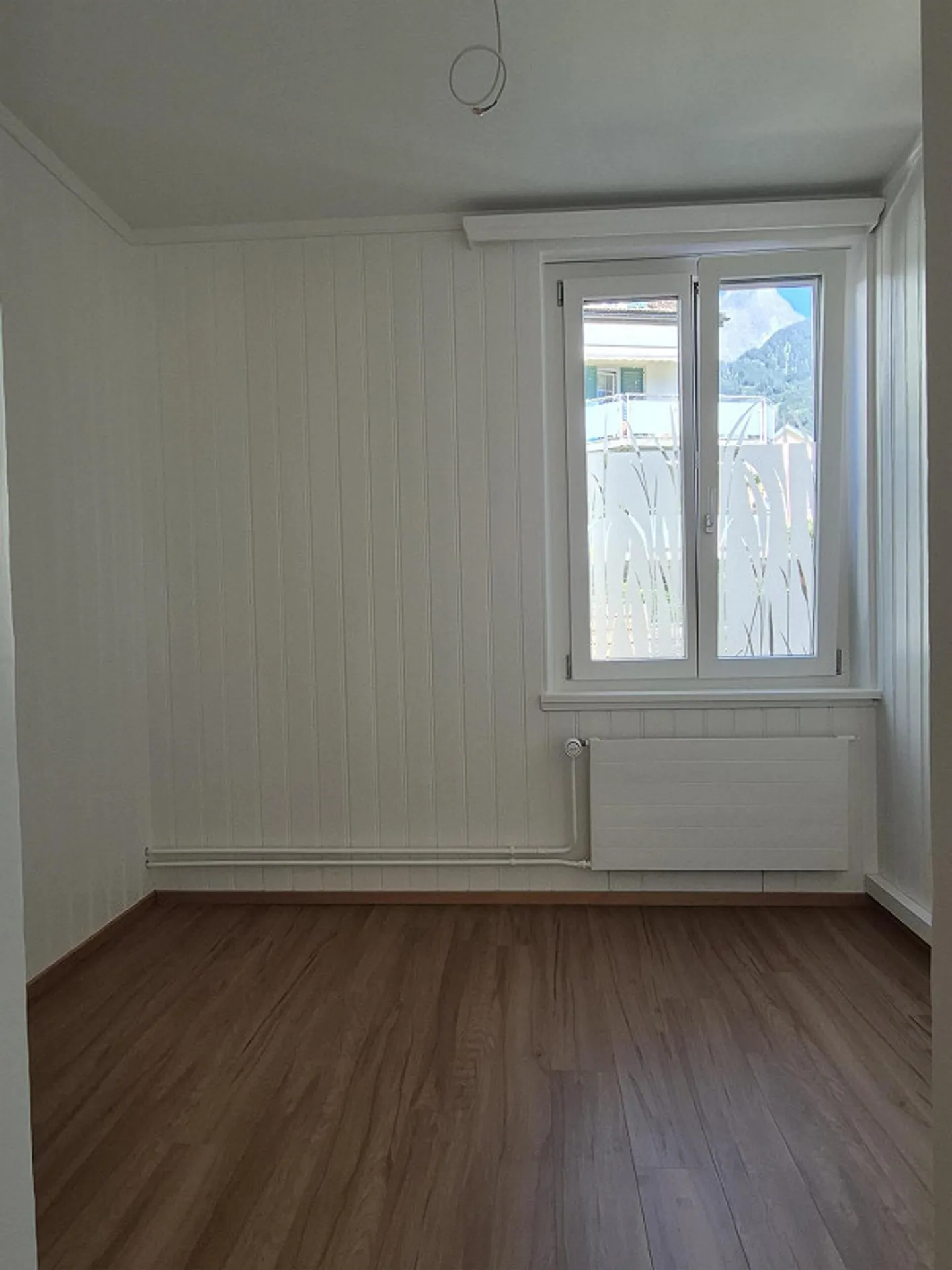 Spacious, bright, freshly renovated 3.5 room apartment - Photo 8 of 14