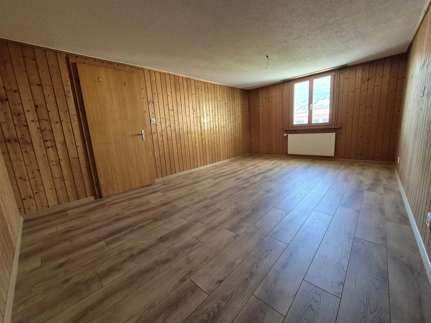 Spacious, bright, freshly renovated 3.5 room apartment - Photo 10 of 14