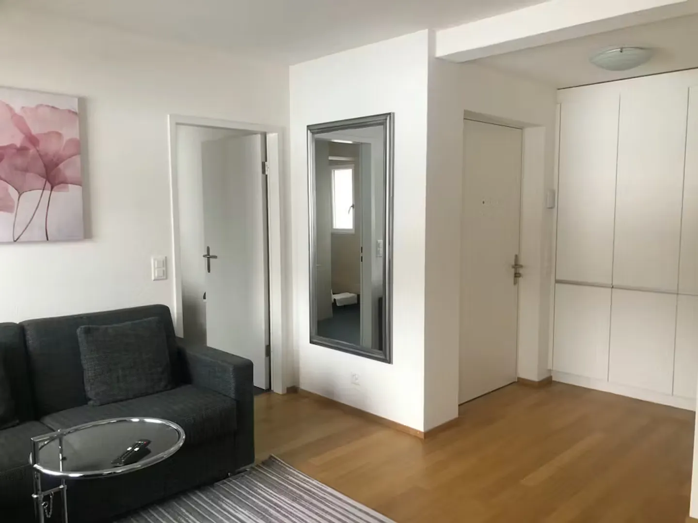 Chic Apartment in Zürich - Photo 9 of 10
