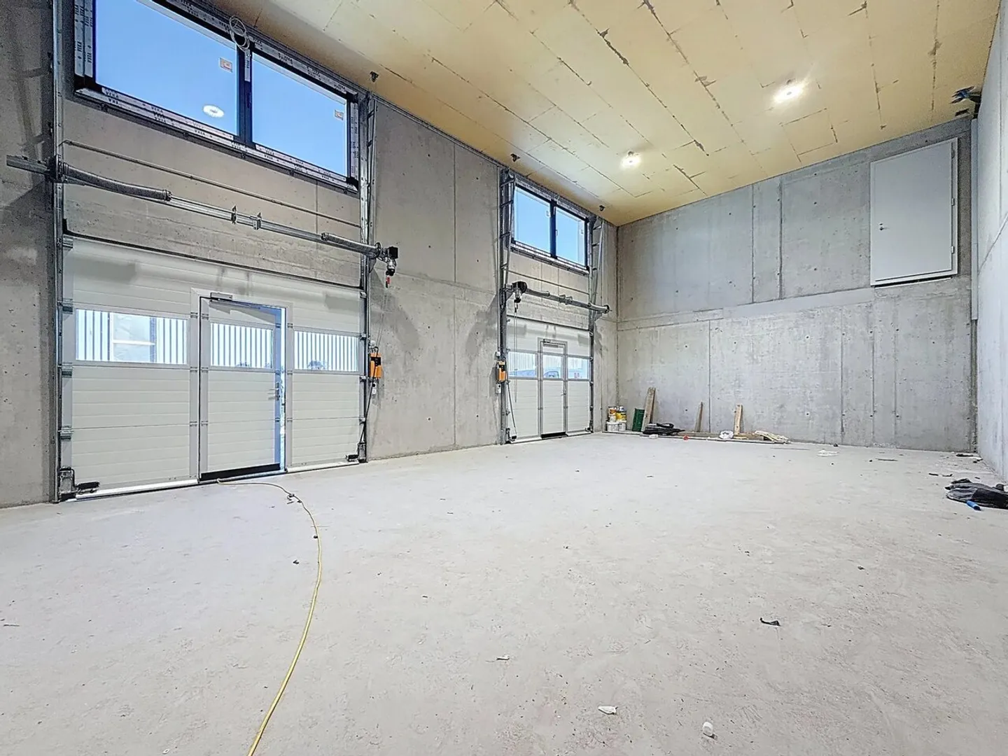 DA AFFITTARE? SPAZI INDUSTRIALI E BOX DI STOCCAGGIO A SIERRE - Foto 4 di 8