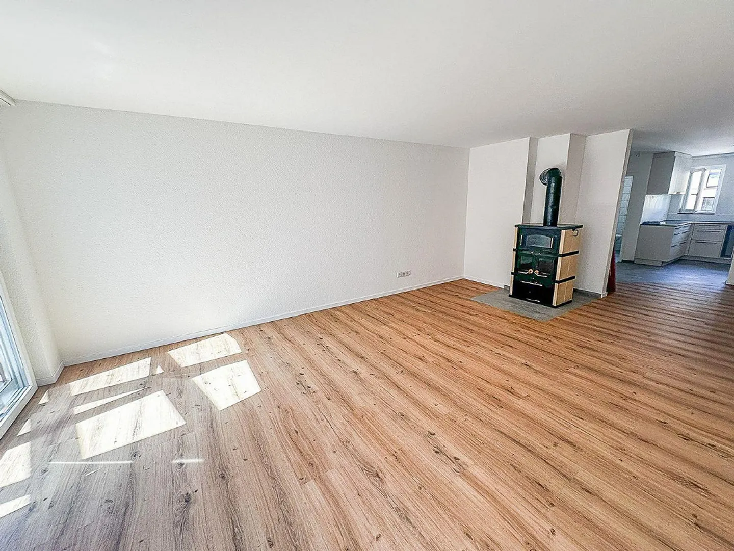 Helle 4.5-Zimmer-Wohnung - Foto 2 von 13