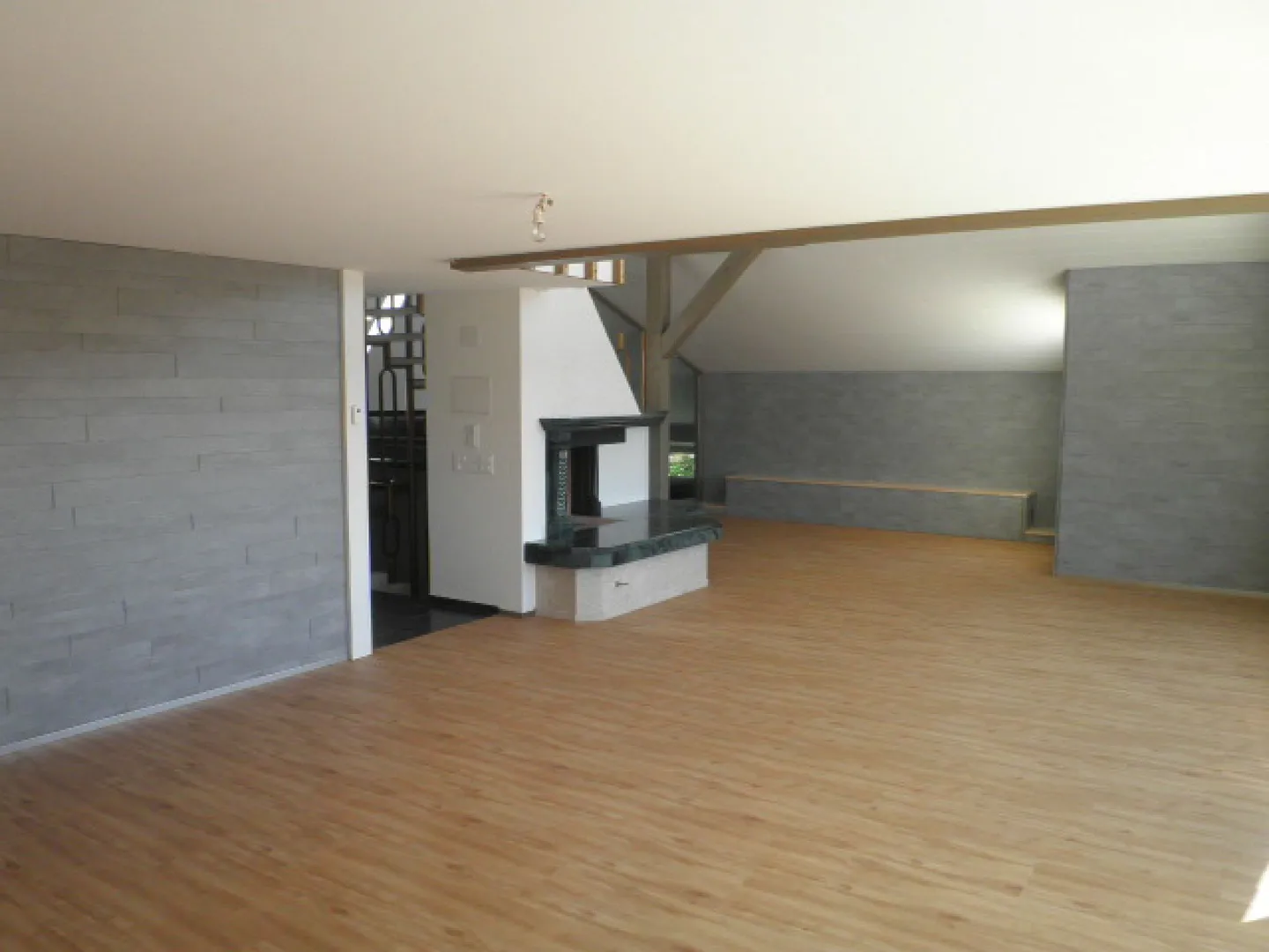 Attico - utilizzo versatile! - Foto 7 di 16