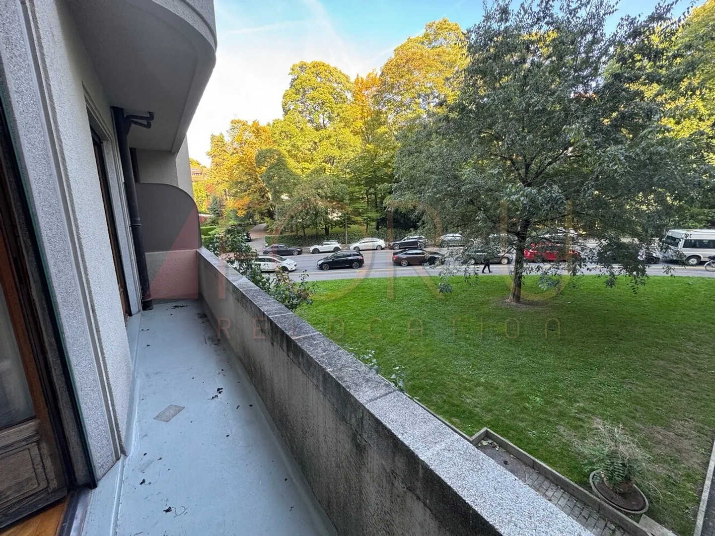 Very nice 3.5 room apartment with 2 balconies and quiet in Malagnou - Photo 1 of 12