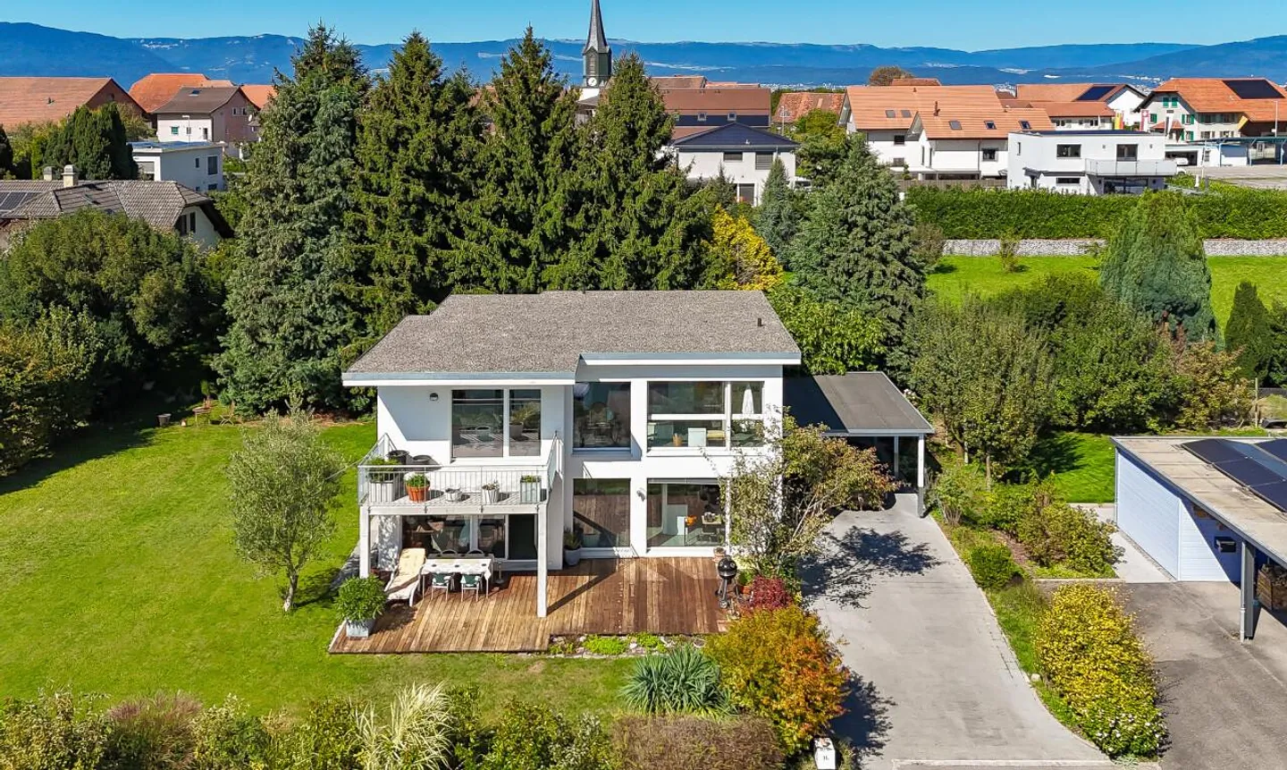 Einfamilienhaus kaufen - Foto 1 von 11