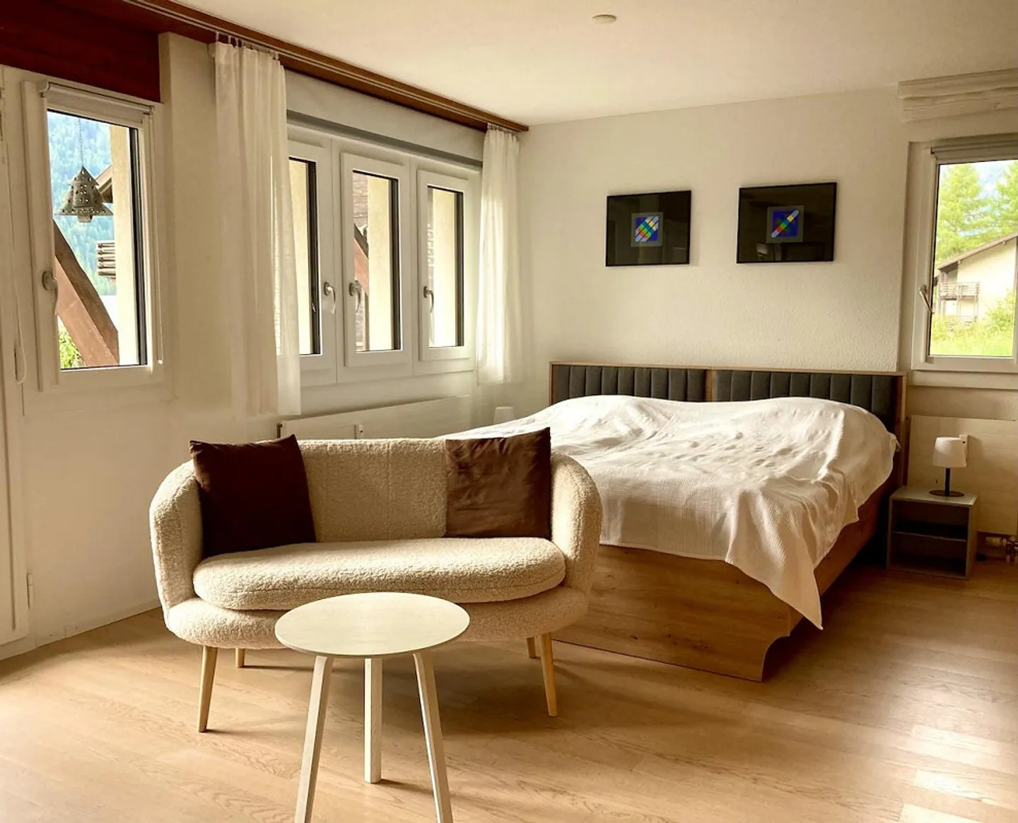 Modernisiertes Studio mit Terrasse - Foto 1 von 10