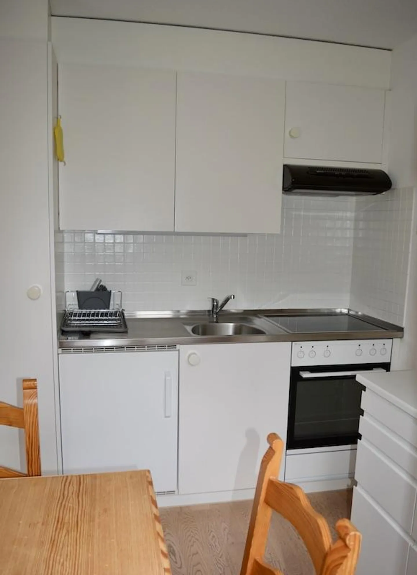 Modernisiertes Studio mit Terrasse - Foto 7 von 10