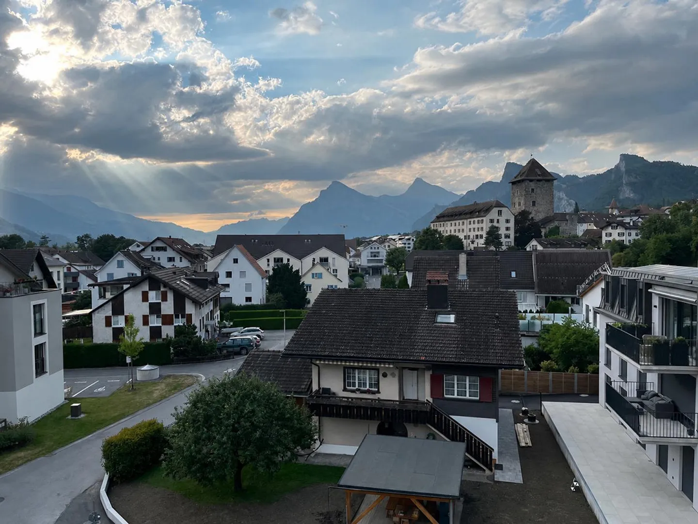 Moderne Penthouse mit grosser Terrasse - Foto 6 von 10