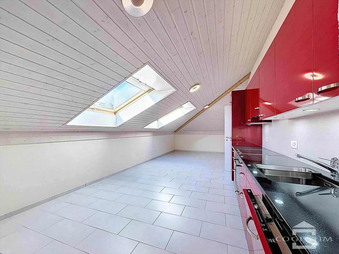 2.5 Room Apartment - Photo 3 of 13