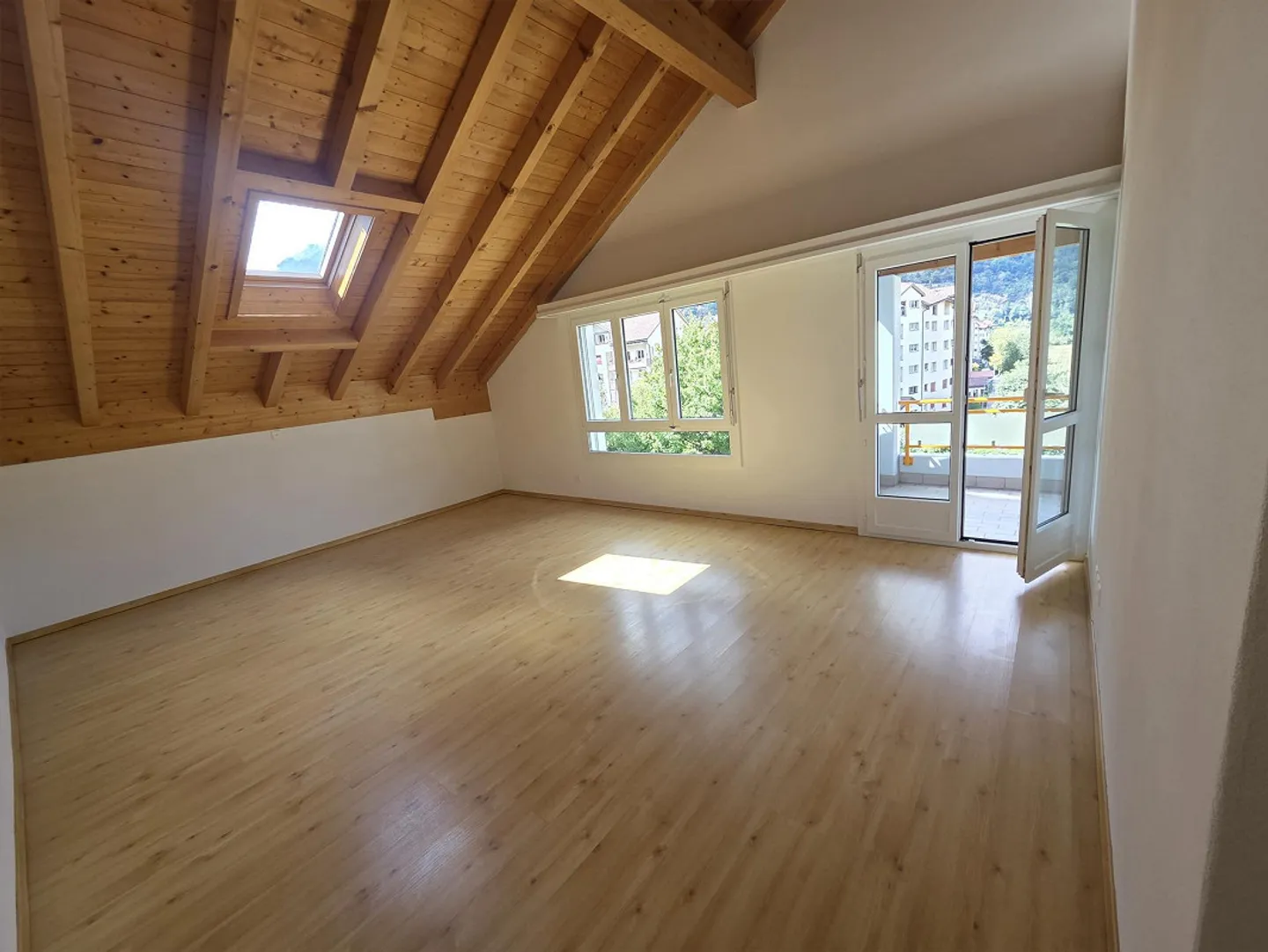 Appartamento mansardato di 2 1/2 stanze - Foto 5 di 10