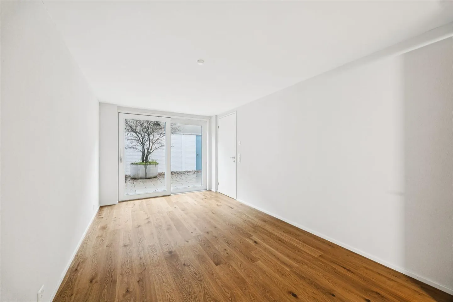 Lumière, Espace et Design - Appartement en Loft de 3,5 pièces dans un Nouveau Bâtiment - Photo 8 sur 10