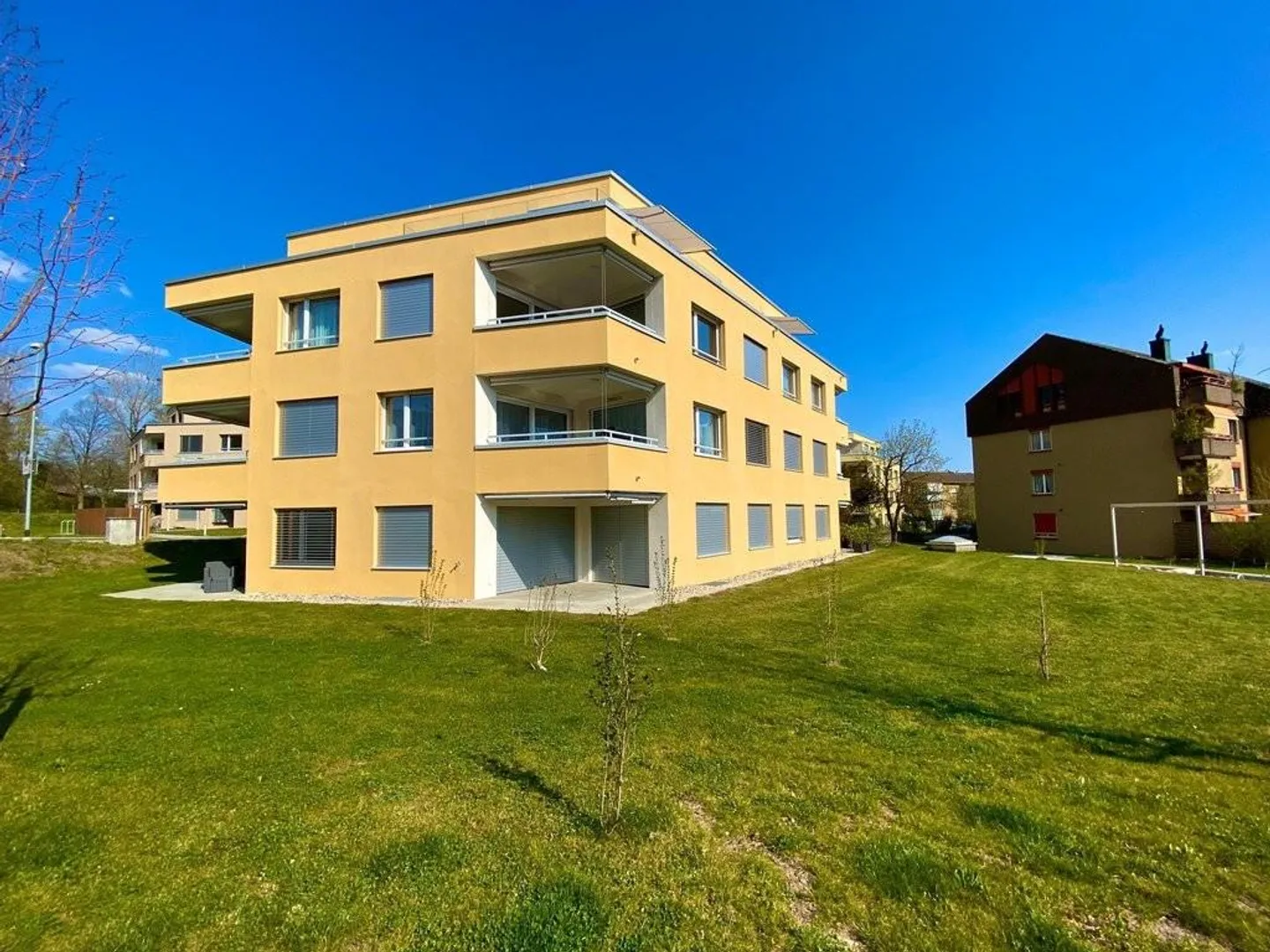 Vivere con torre di lavaggio privata - Foto 1 di 11