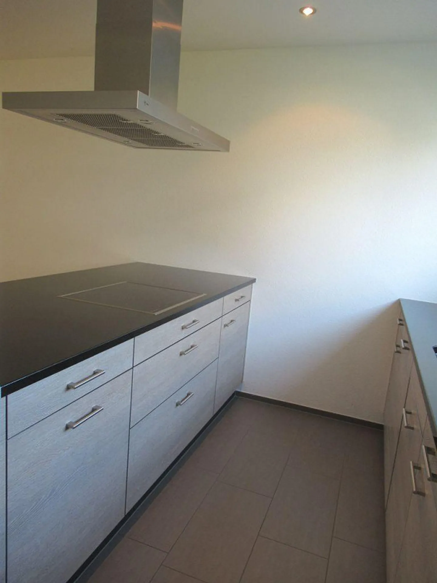 Appartement lumineux de 3,5 pièces au 1er étage - Photo 4 sur 10