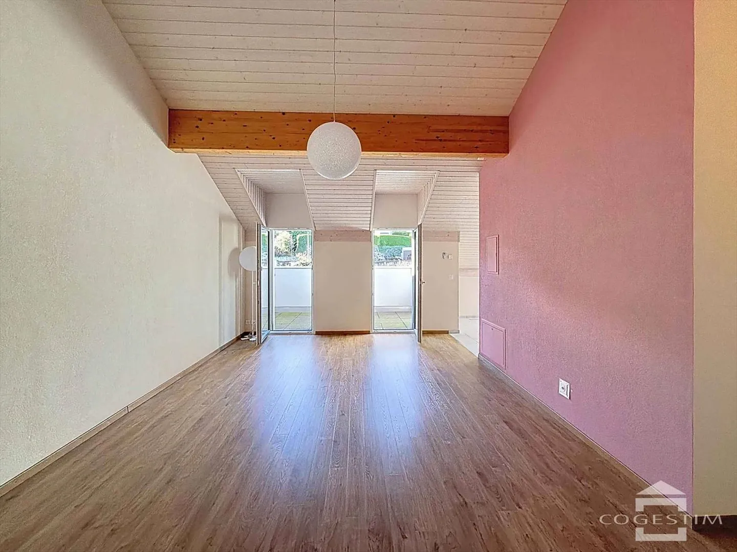 2.5 Room Apartment - Photo 8 of 13