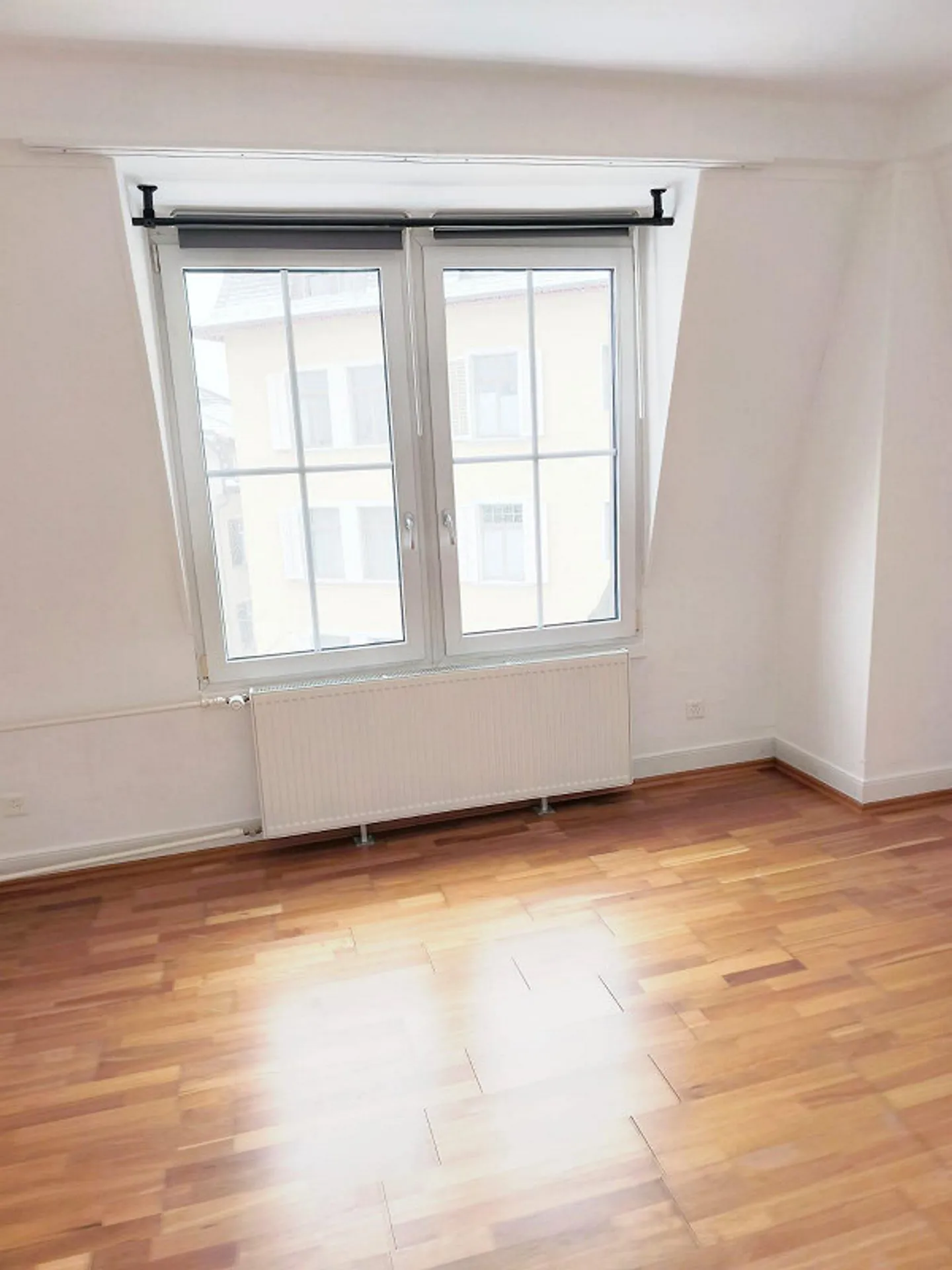 AMICASA AG: Stanza in appartamento condiviso in posizione privilegiata (Zurigo Kreis 6) - Foto 15 di 17