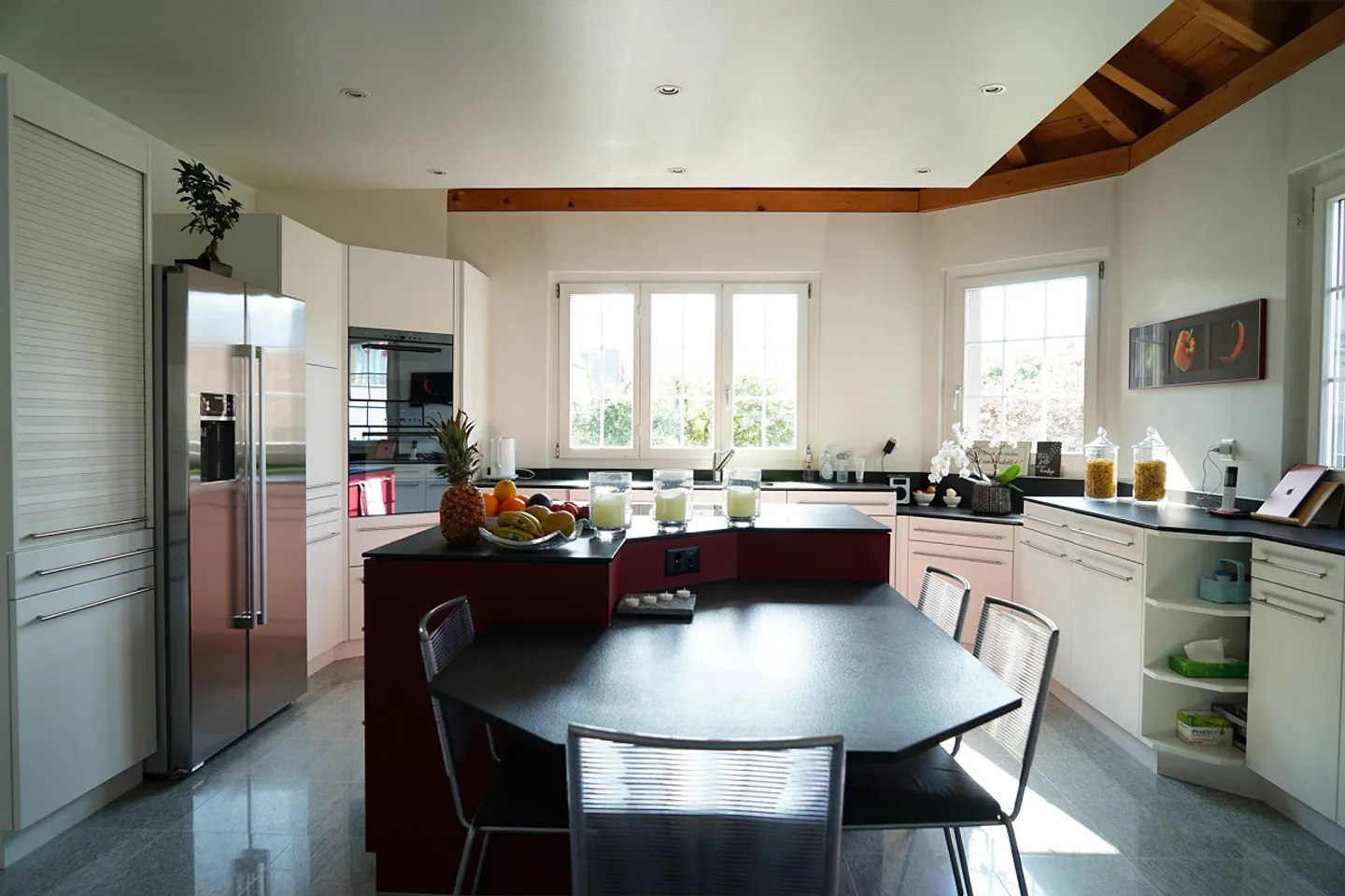 6.5-room single-family house including hobby room in the middle of Schwyz - Photo 3 of 9