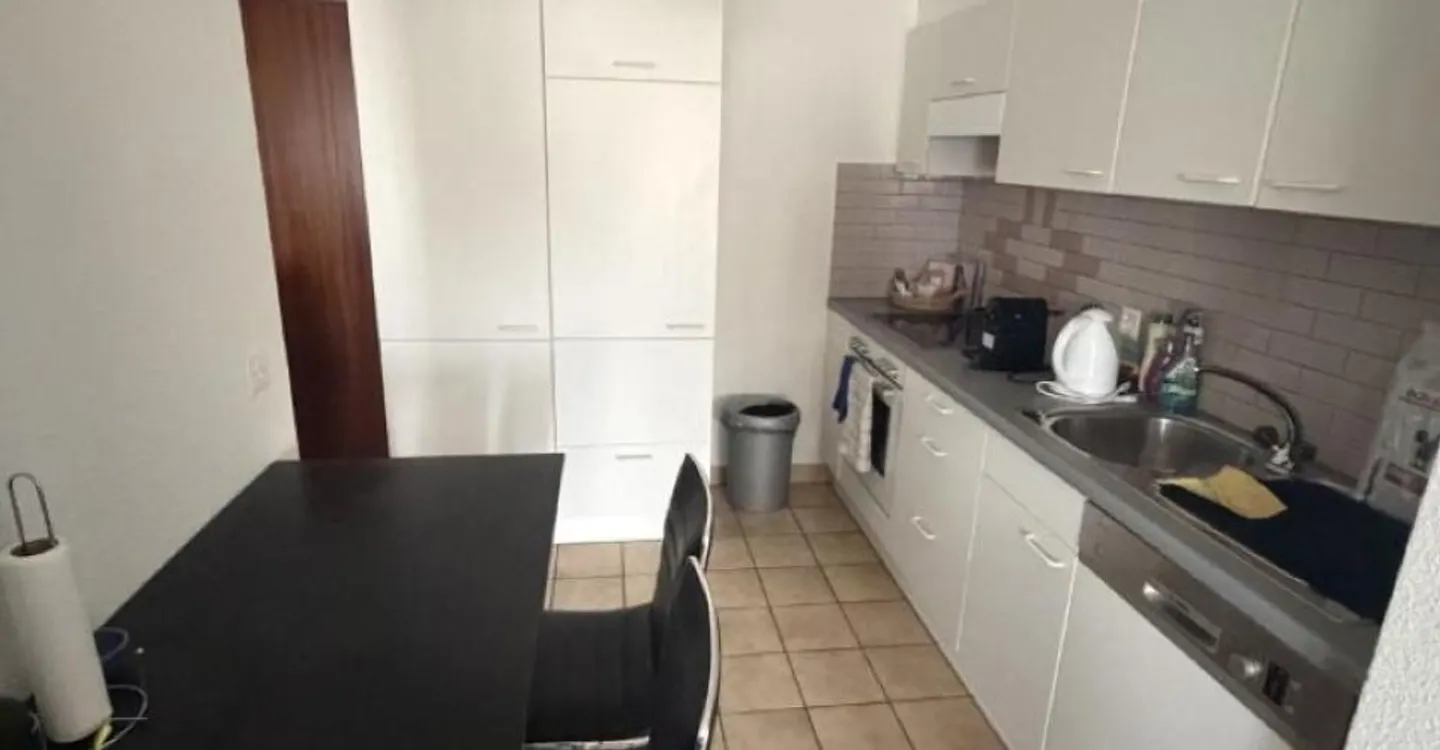 Charmant appartement 2.5 pièces - Photo 3 sur 8
