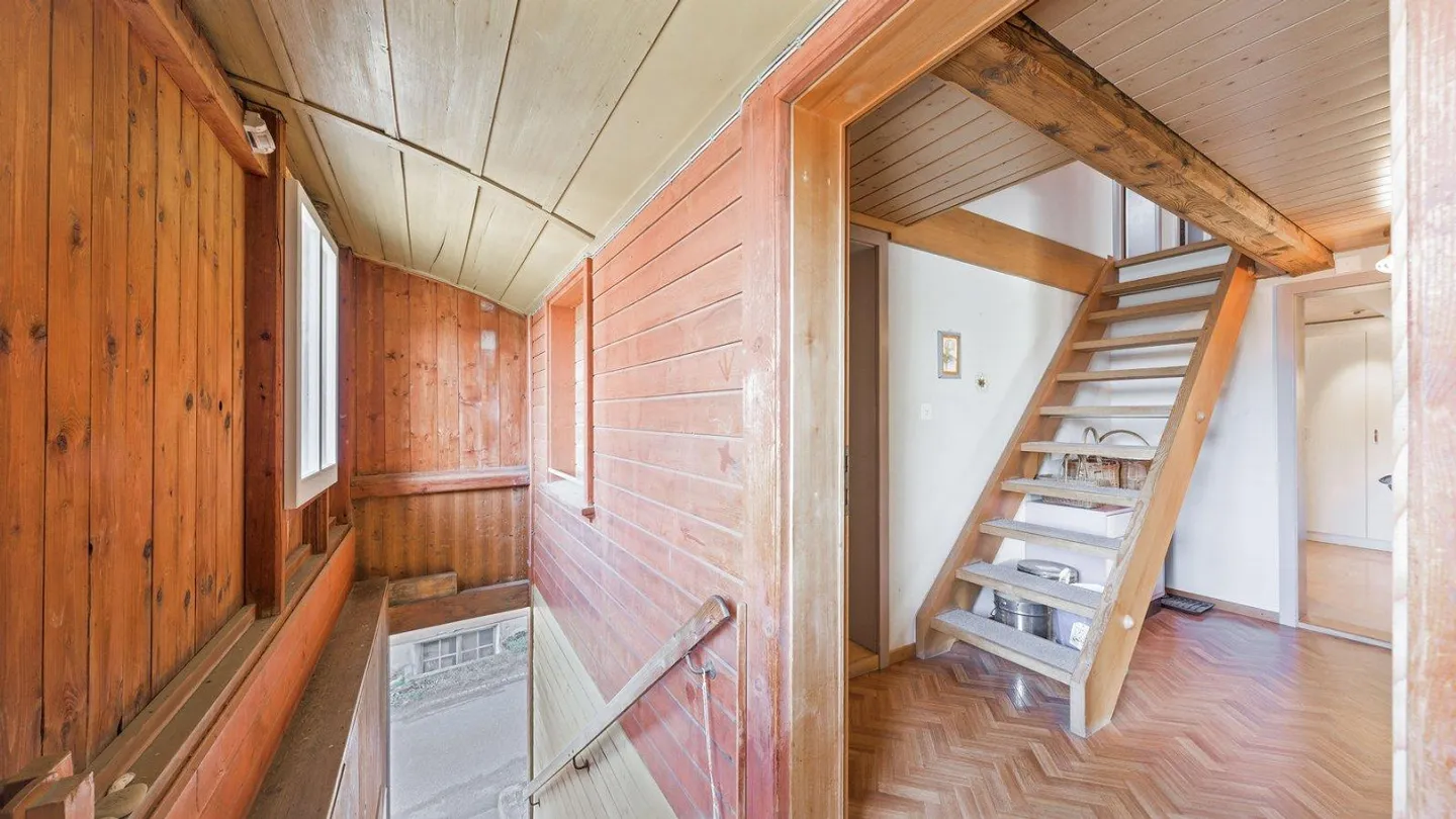 AgentSelly - House with workshop and apartment - Photo 4 of 13