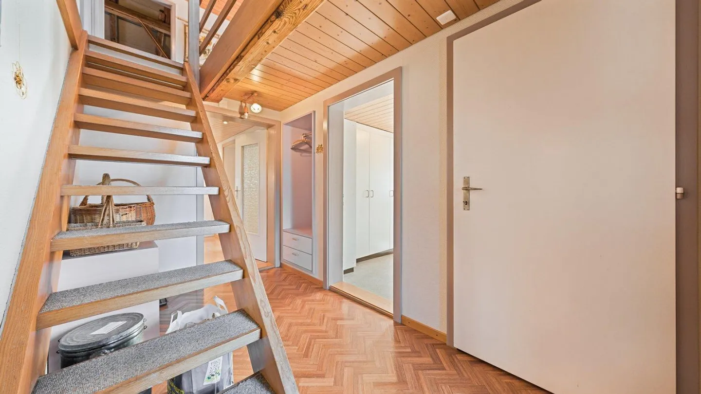 AgentSelly - House with workshop and apartment - Photo 5 of 13