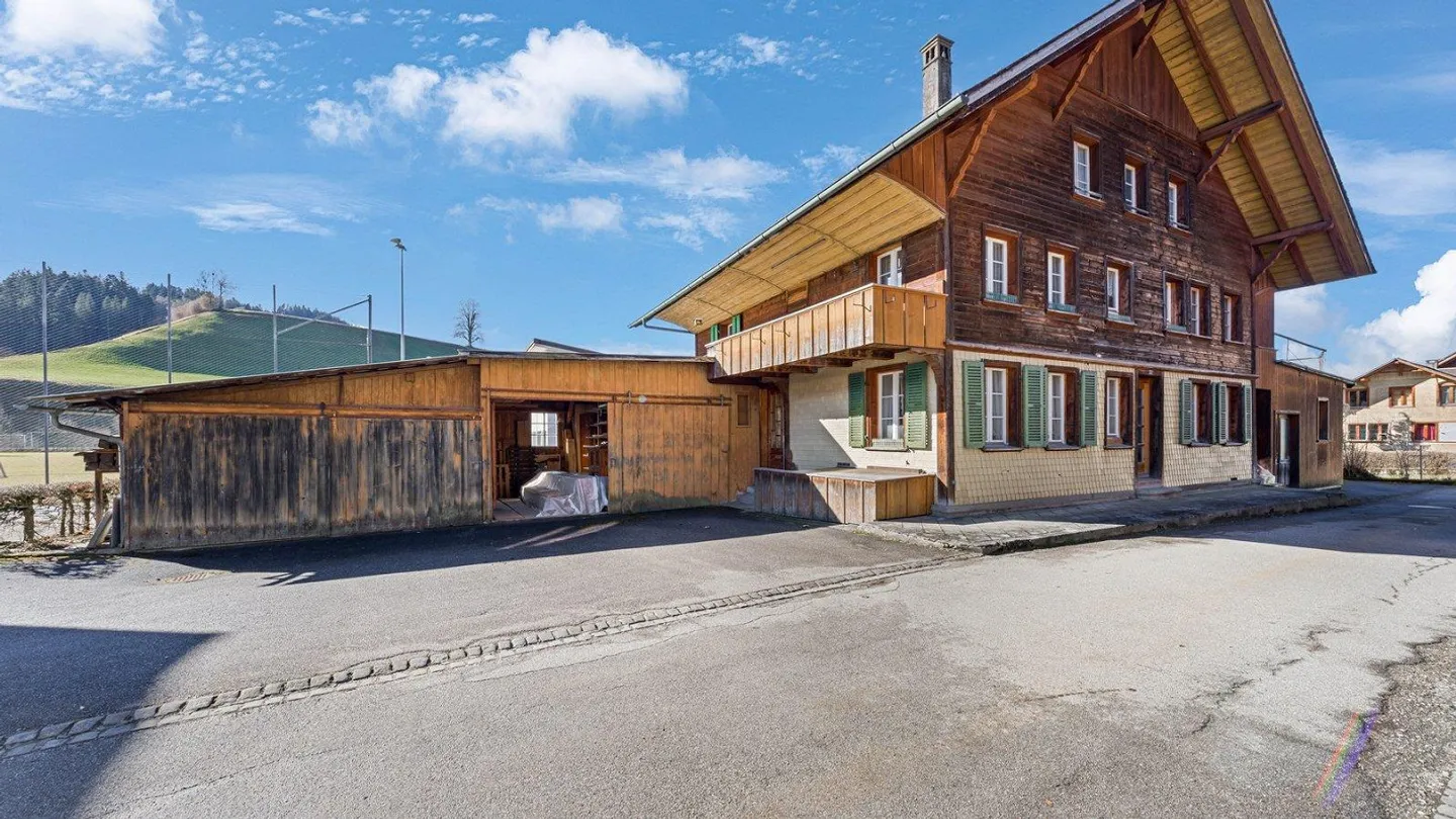 AgentSelly - House with workshop and apartment - Photo 10 of 13