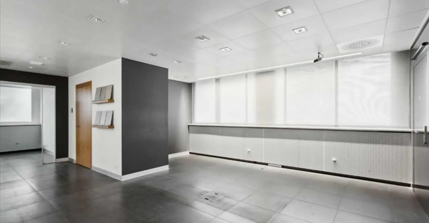 Gewerbefläche in Peseux - Foto 2 von 6