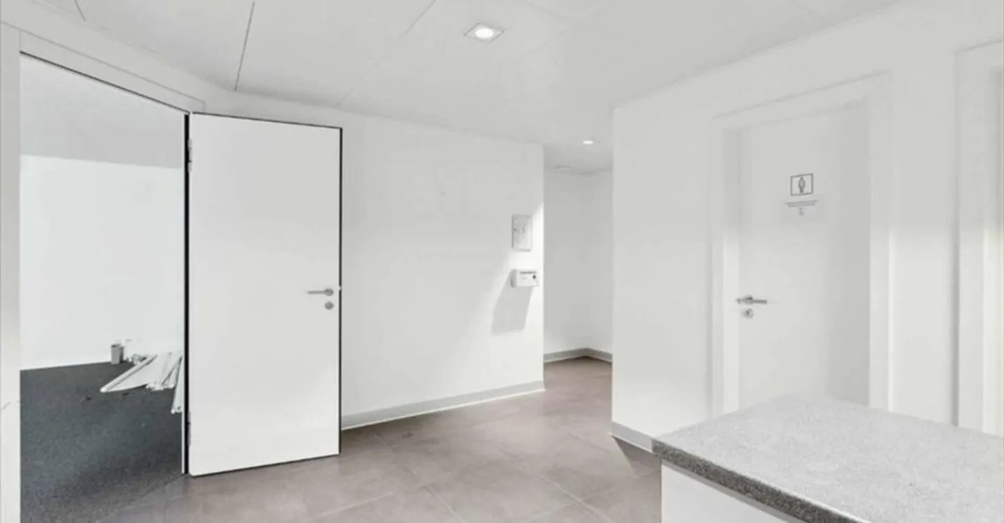 Gewerbefläche in Peseux - Foto 4 von 6