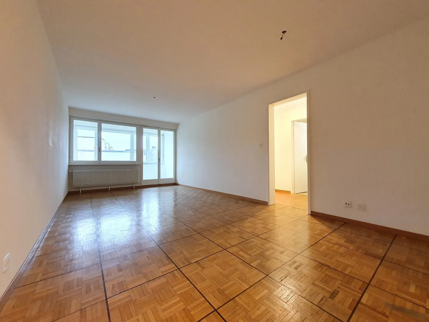Central apartment directly at the train station - Photo 1 of 8