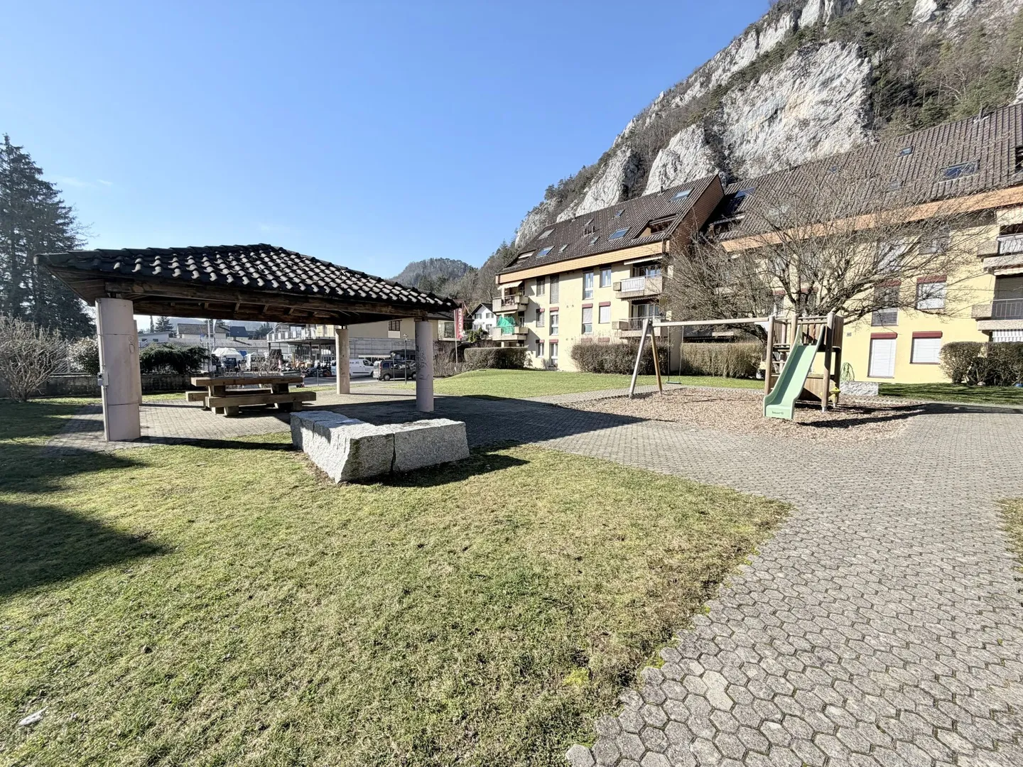 Helle 3.5-Zimmerwohnung mit Garten - Foto 10 von 10