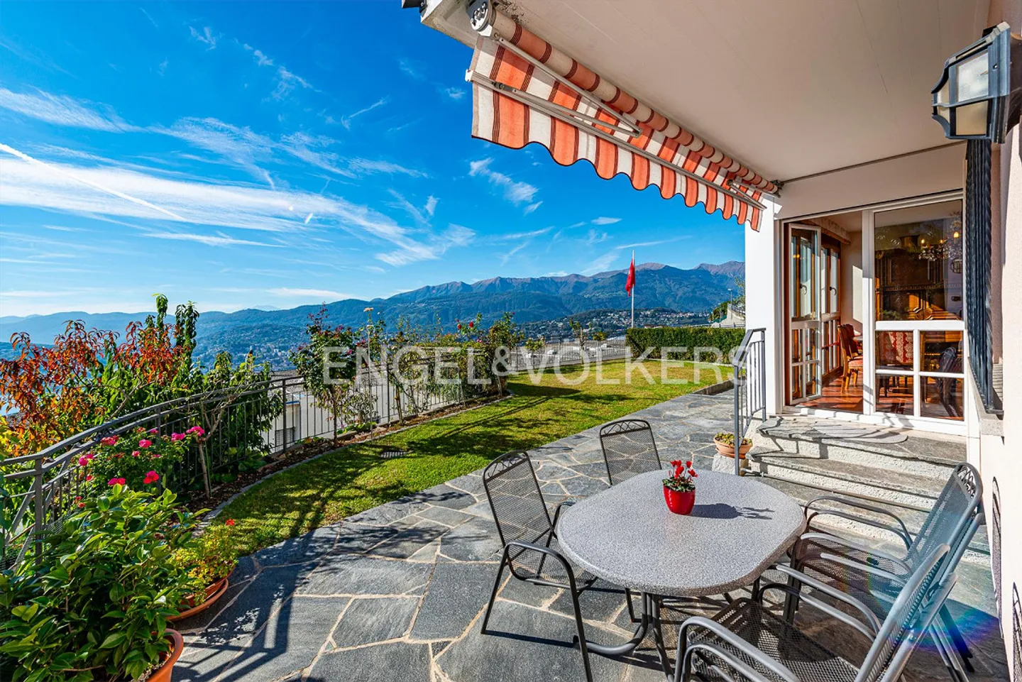 Elegance and Tranquility in Aldesago: Charm in 3.5 Rooms - Photo 9 of 13