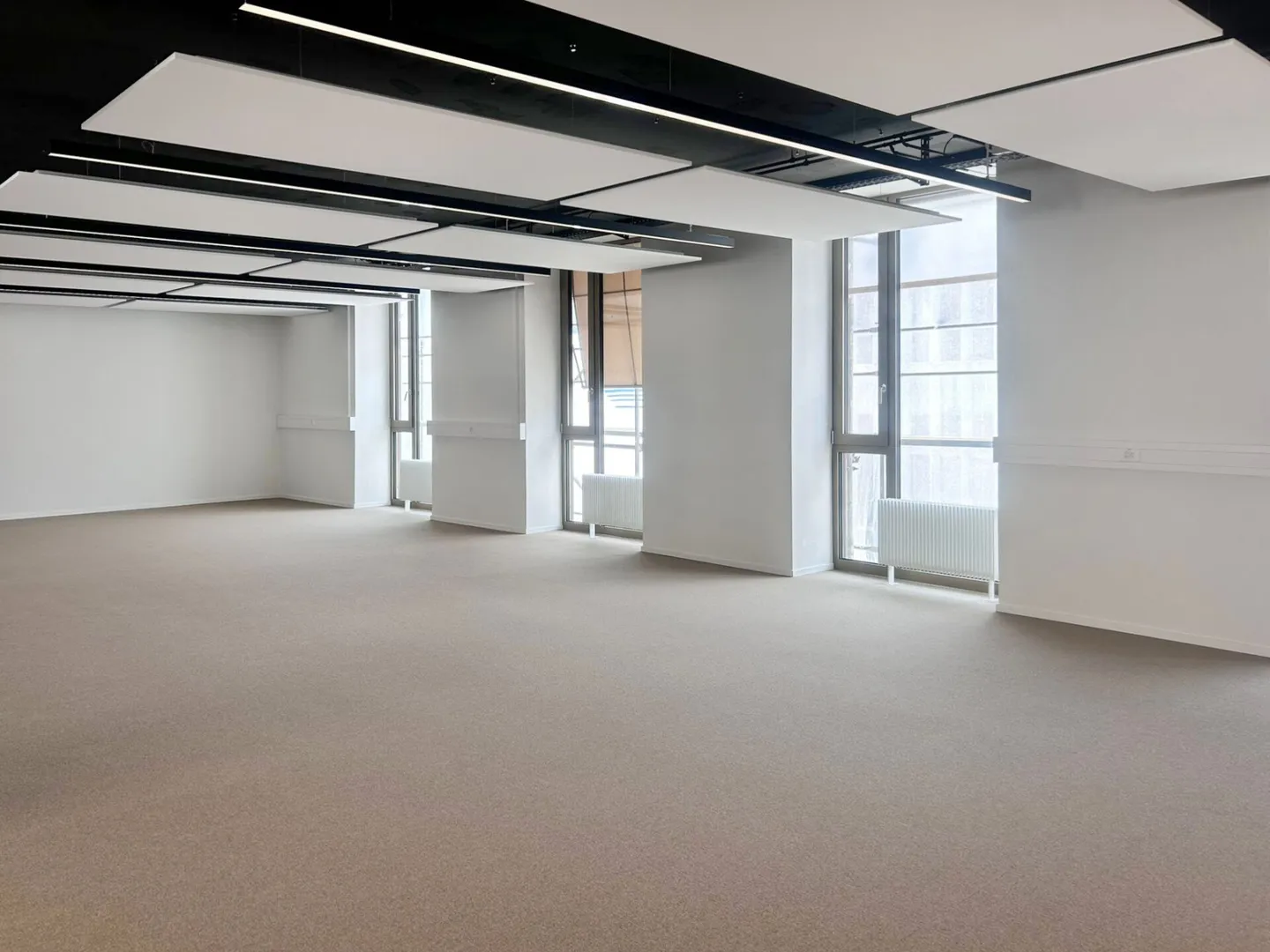 Prêt pour votre succès - Espace commercial moderne dans un emplacement de choix ! - Photo 5 sur 12