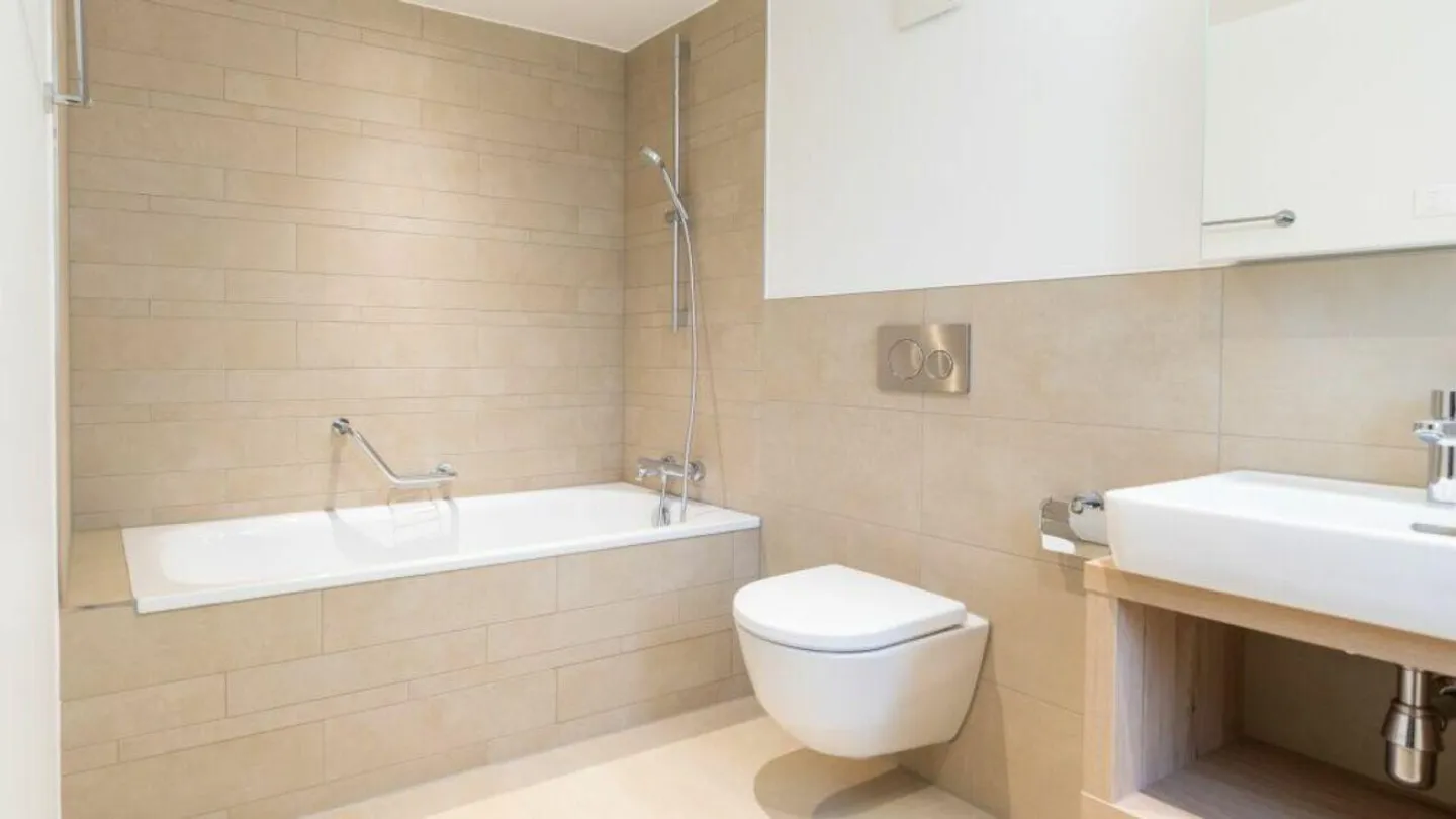 Moderne 4.5-Zimmer-Wohnung zu vermieten - Foto 5 von 10