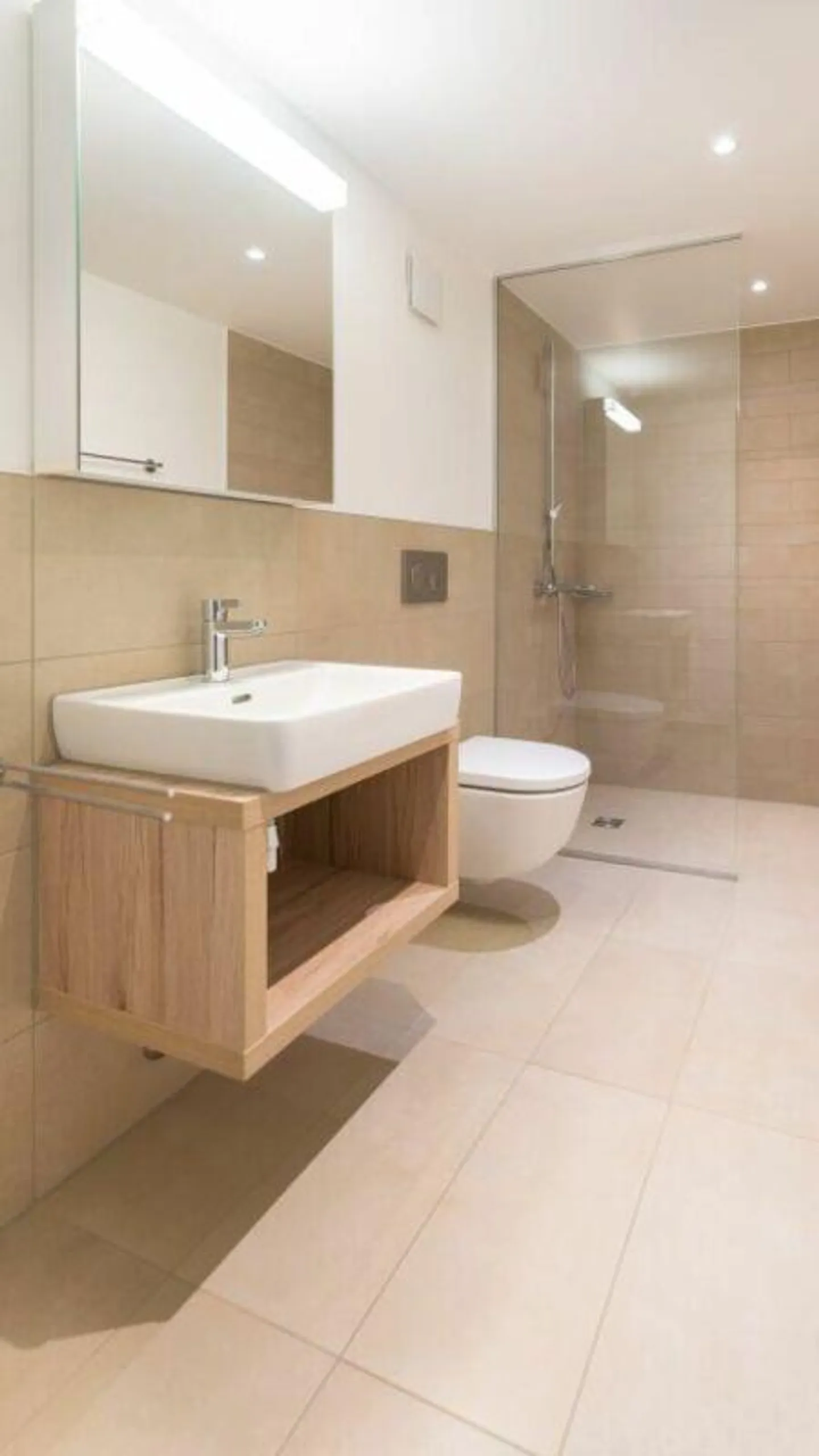 Moderne 4.5-Zimmer-Wohnung zu vermieten - Foto 6 von 10