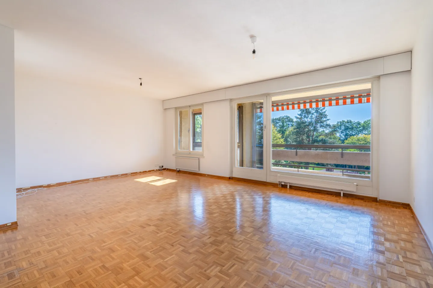 Appartement à rénover charmant - Photo 4 sur 13