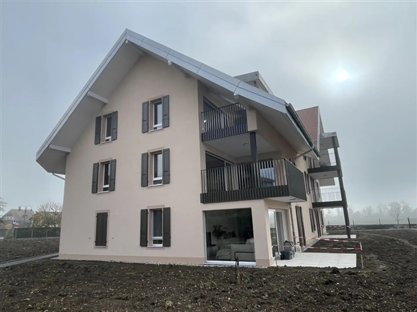 Modernes 3,5-Zimmer-Apartment mit Balkon - Foto 9 von 13