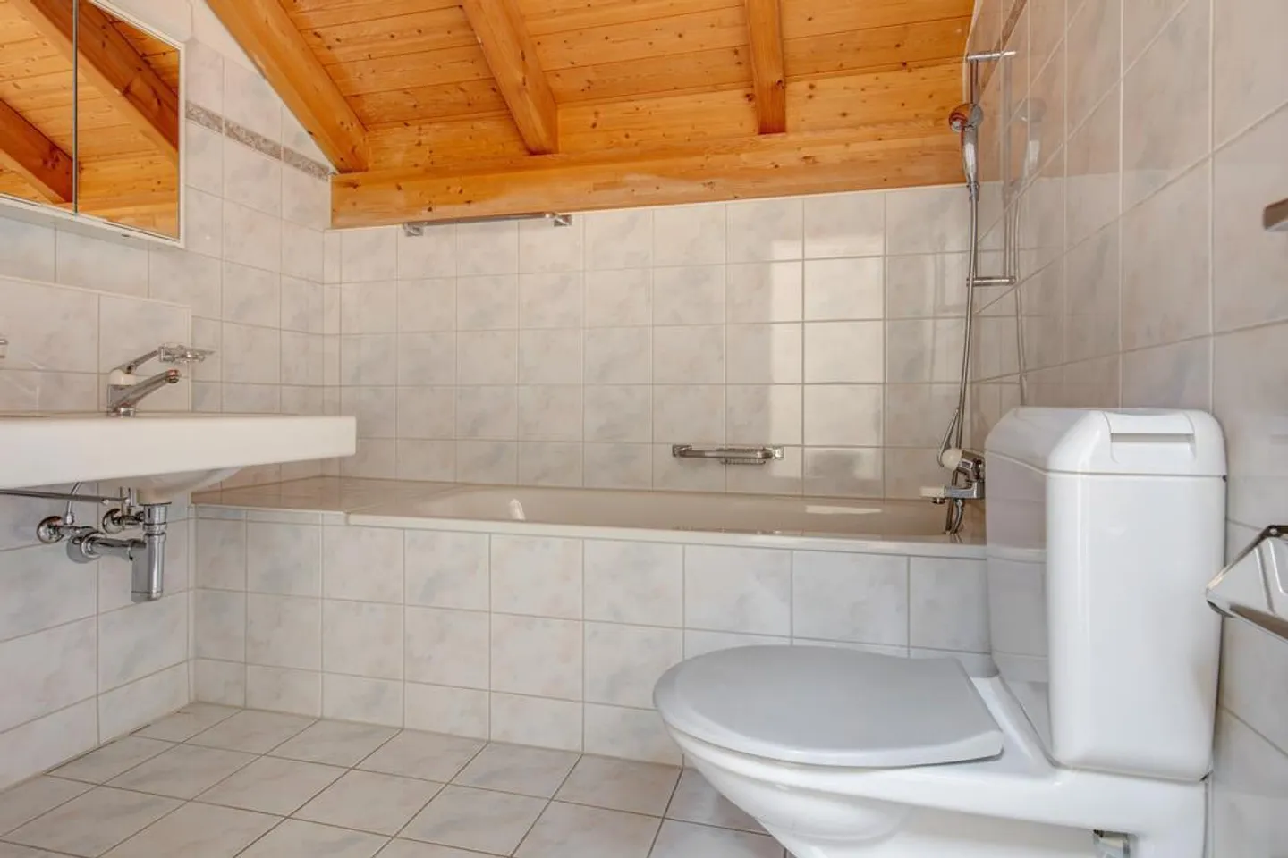 Appartamento duplex luminoso ti aspetta! - Foto 6 di 8
