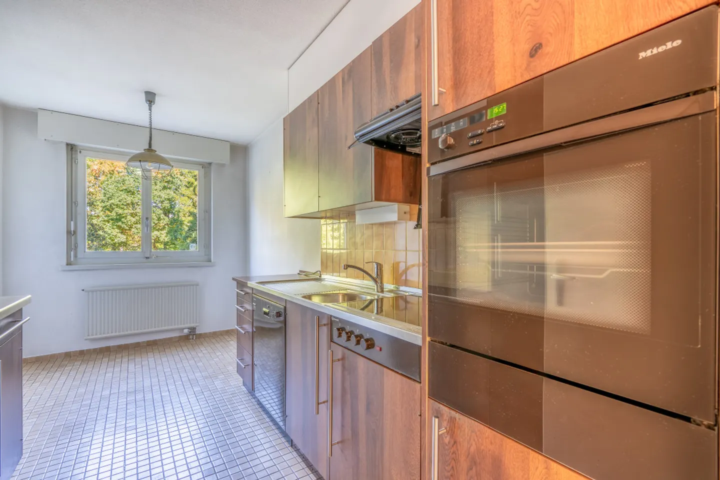 Appartement à rénover charmant - Photo 12 sur 13