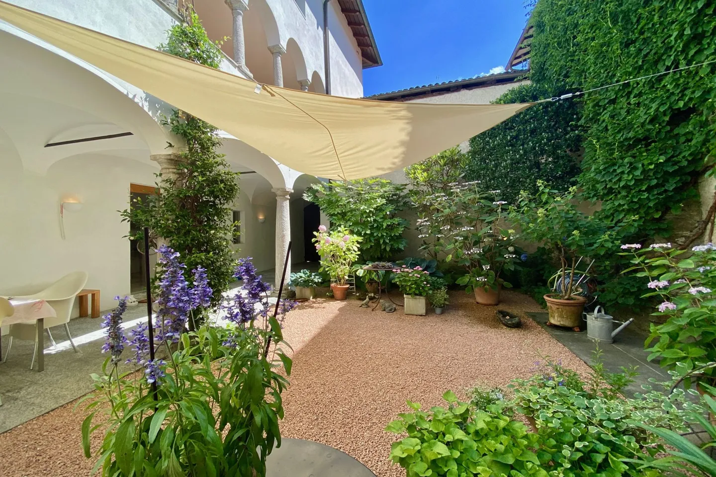 Appartamento in vendita - Foto 13 di 39