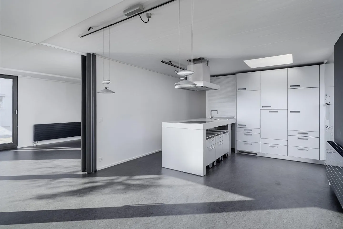 Gioiello architettonico con vista lago e potenziale - Foto 4 di 7