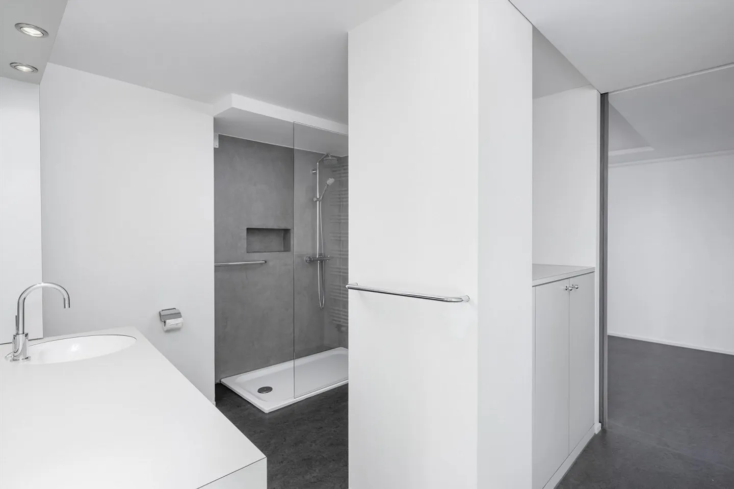 Gioiello architettonico con vista lago e potenziale - Foto 6 di 7