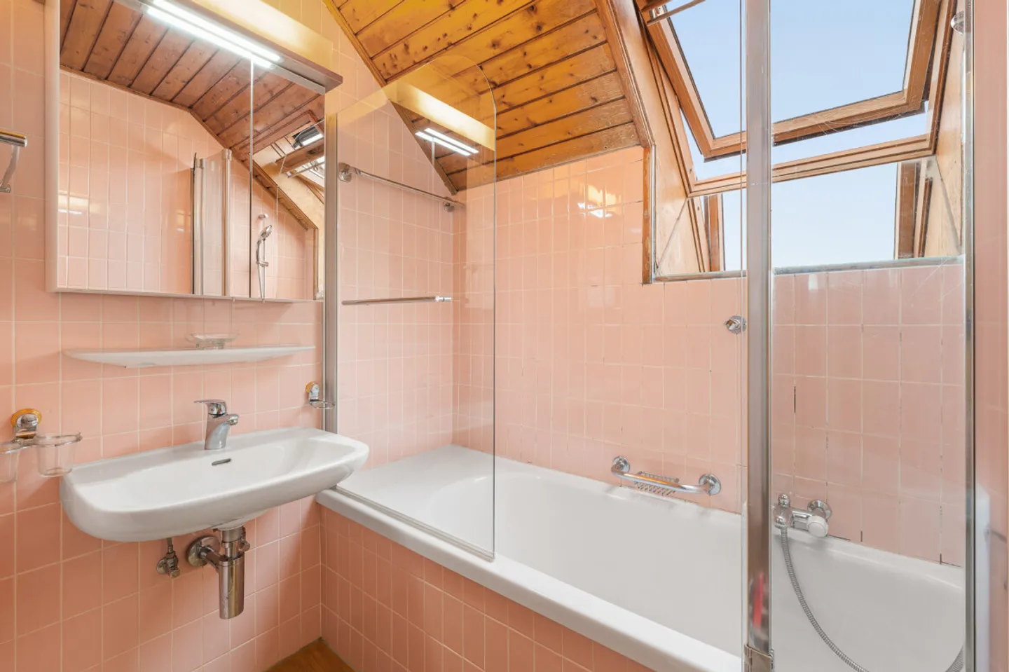 High potential for enhancement - Photo 8 of 9