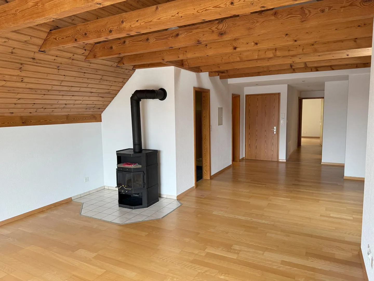 Charming 5.5-room attic apartment in the attractive municipality of Zuzwil SG - Photo 8 of 22