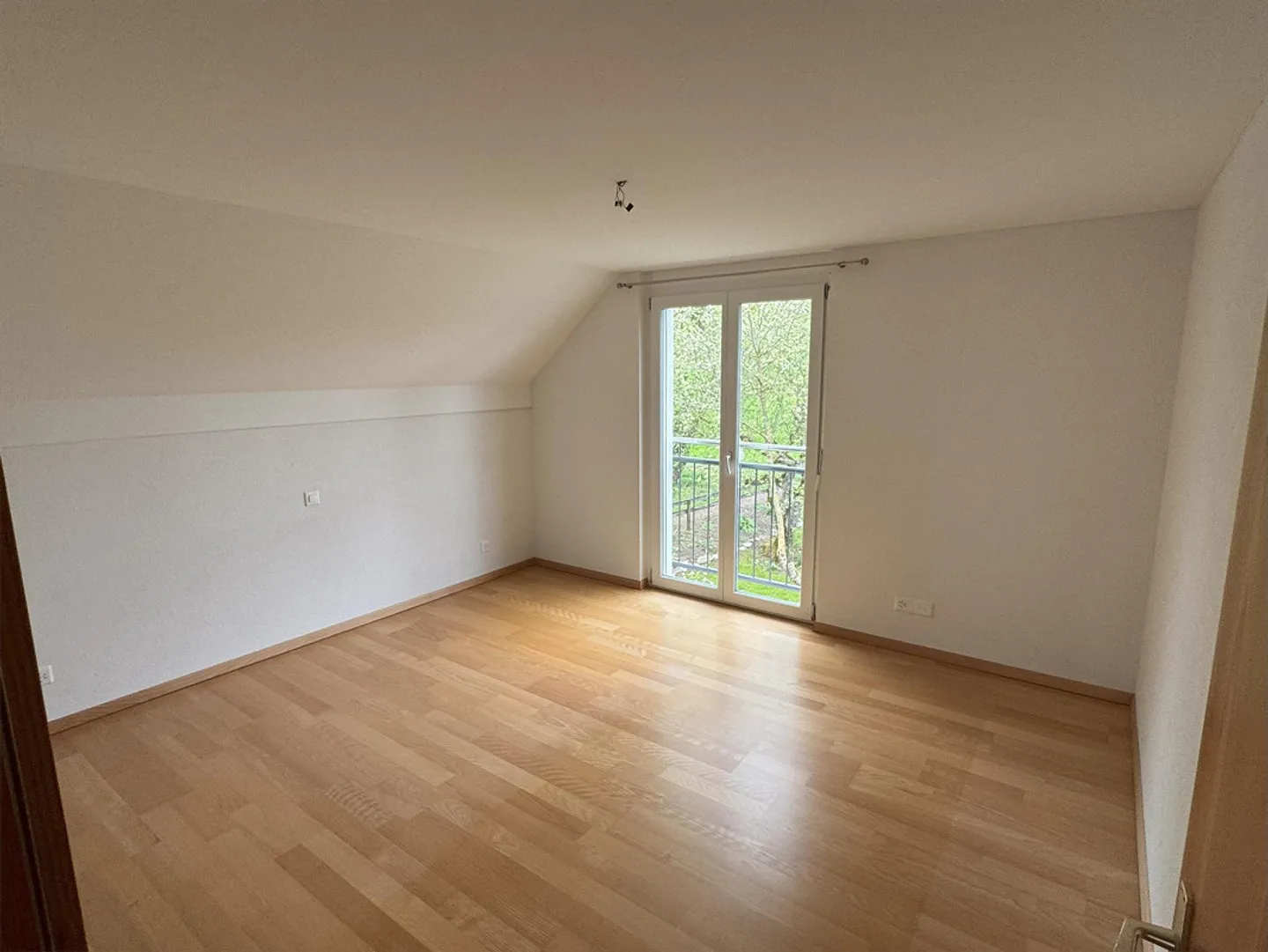 Charming 5.5-room attic apartment in the attractive municipality of Zuzwil SG - Photo 14 of 22
