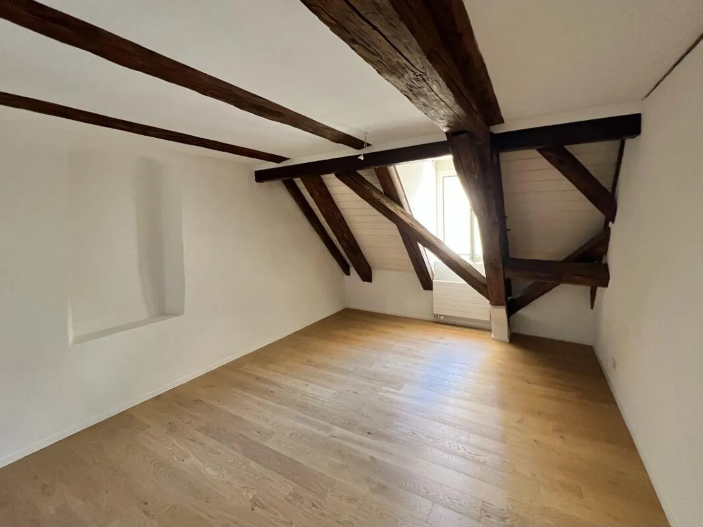 Vues fascinantes - Première location d'un nouvel appartement de 4,5 pièces - Photo 6 sur 9