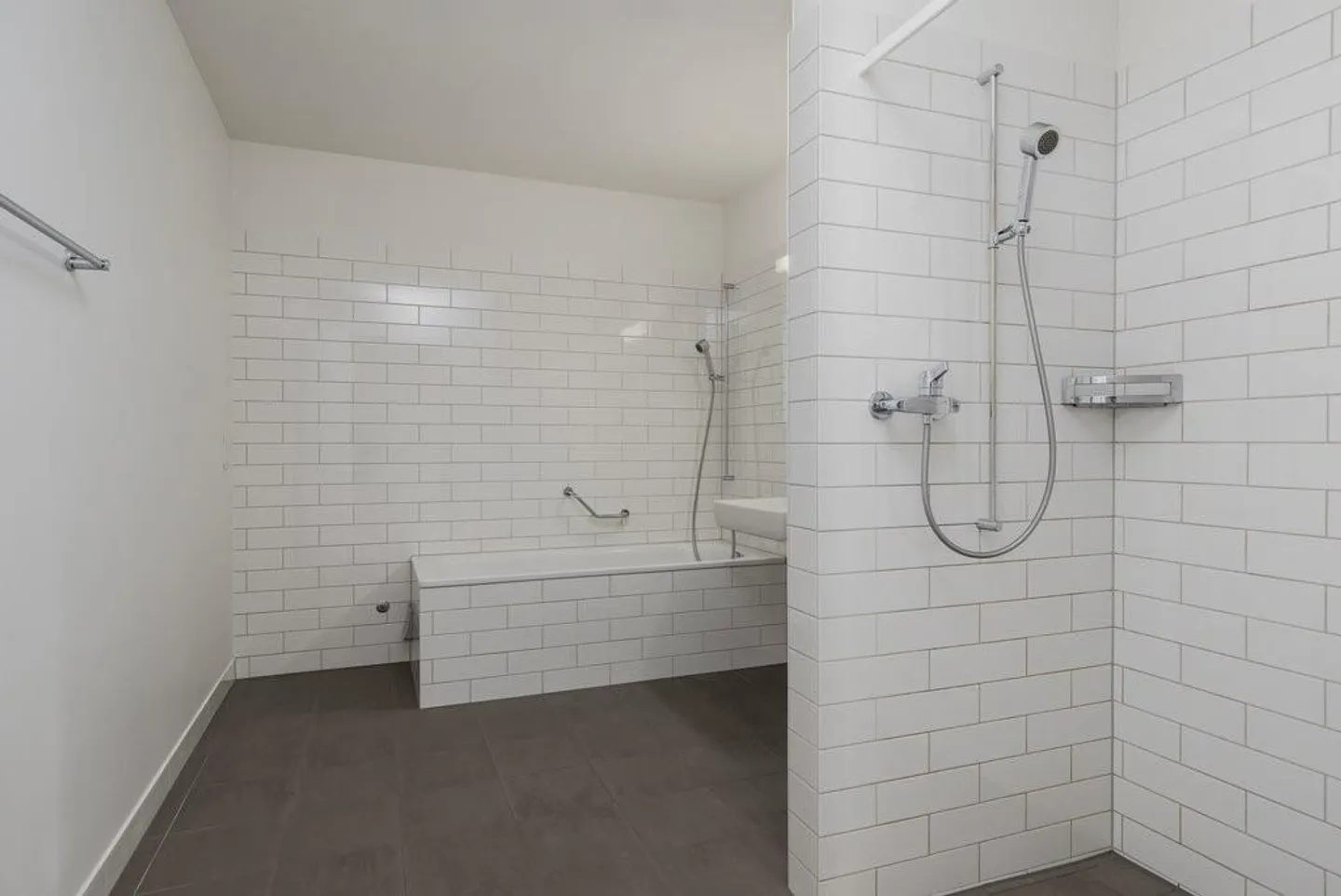 Appartement moderne avec une vue magnifique - Photo 8 sur 8