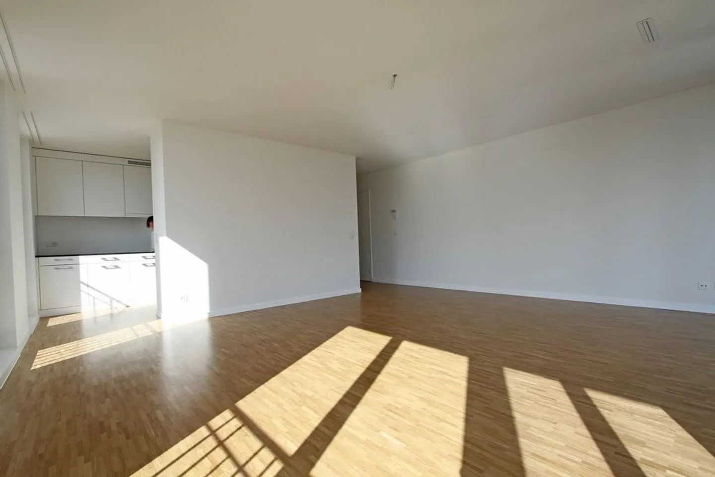 Appartement moderne avec une vue magnifique - Photo 4 sur 8