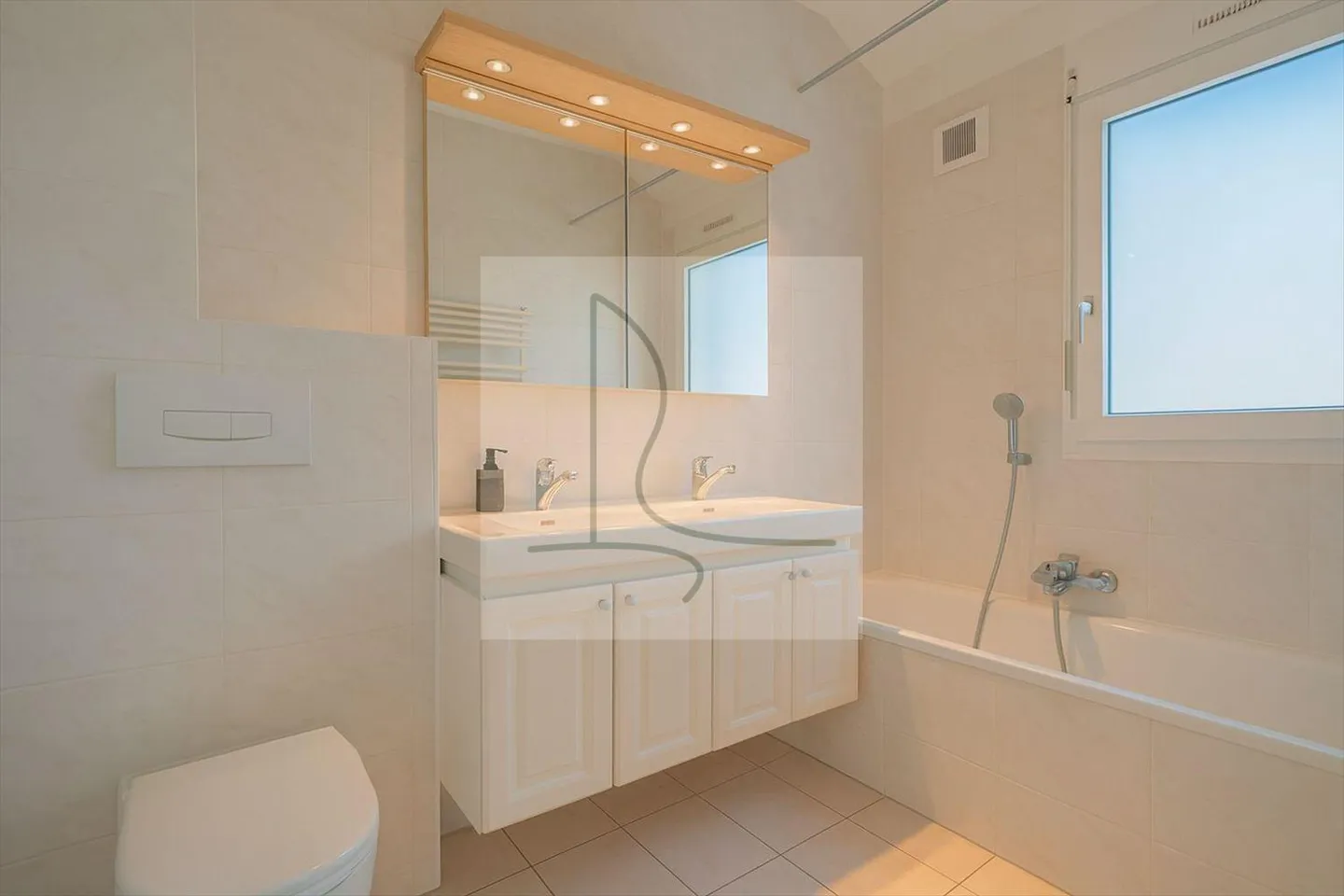 6-Zimmer Reihenhaus - Foto 3 von 5