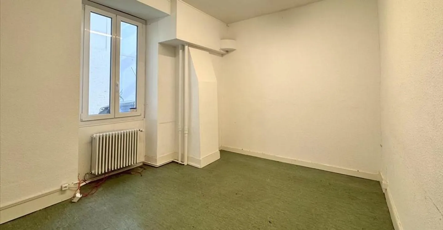 Spacious Storage Space for Rent - Photo 4 of 5