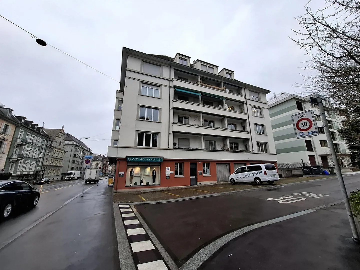 Ufficio / Spazio commerciale in Forchstrasse (termine limitato) - Foto 1 di 4