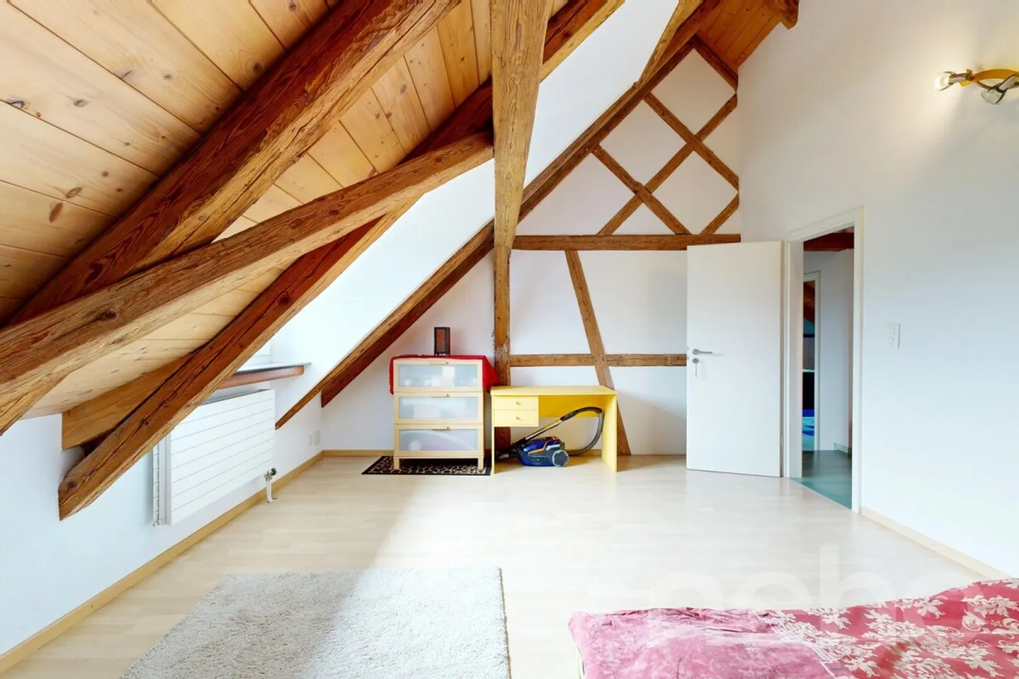 Vie spacieuse avec charme, vue dégagée et idylle de jardin - Photo 5 sur 12